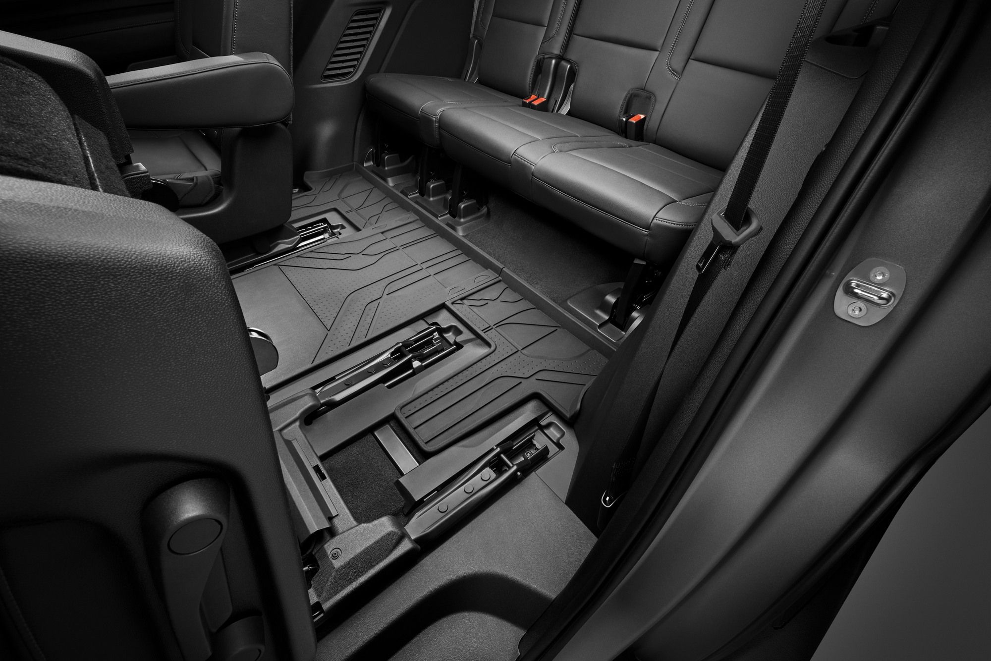 Комплект всепогодных ковриков салона и багажника, с креслами 2-го ряда, для Chevrolet Tahoe V, GM — фото 5