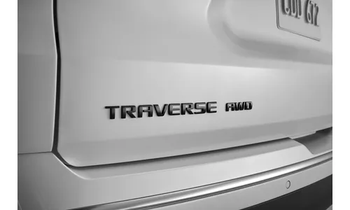 Эмблемы Traverse черные (для комплектаций LS и RS) для Chevrolet Traverse II (2020–2024), GM — фото 1