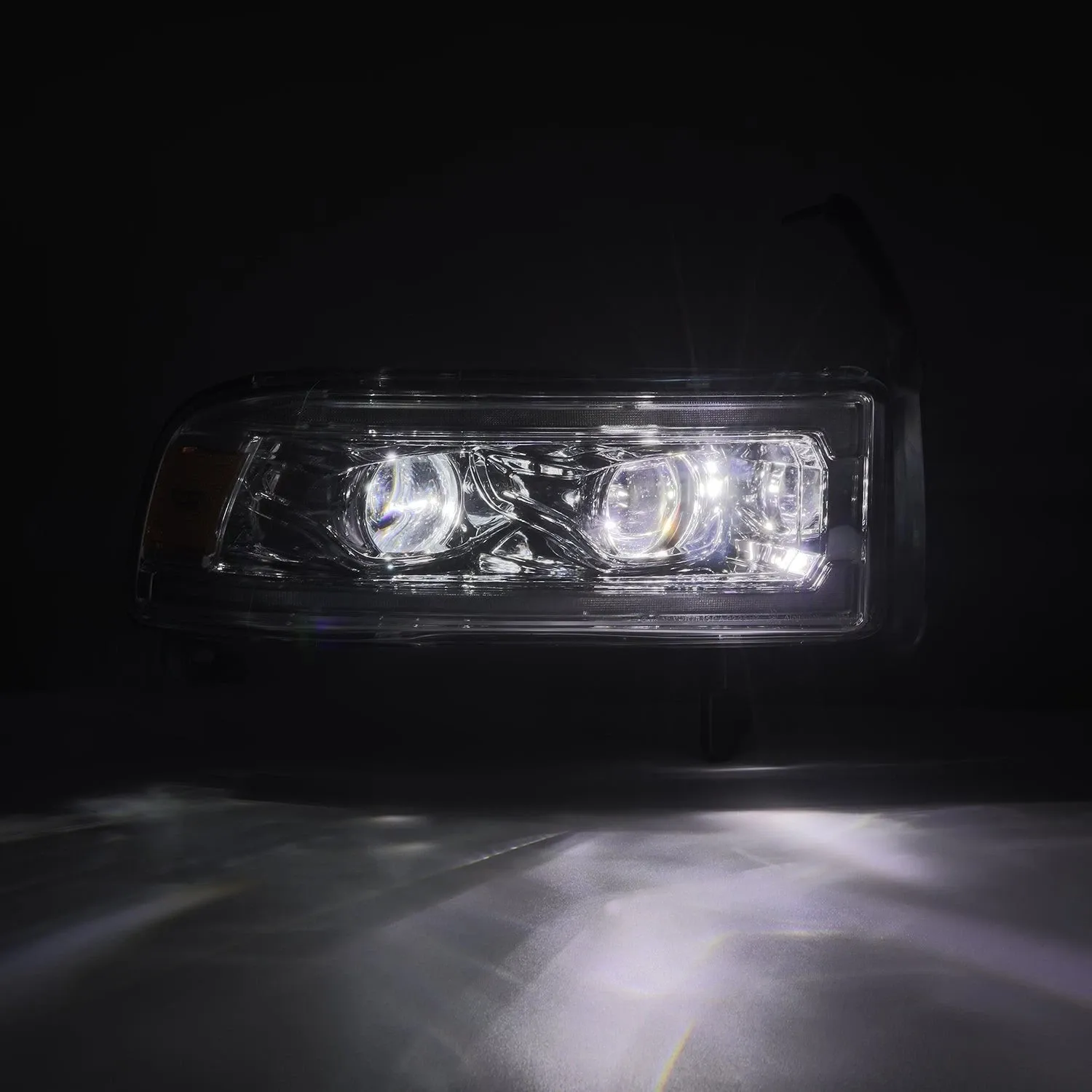 Фары проекторные светодиодные LUXX для Dodge Ram 1500 1999–2001, AlphaRex — фото 6