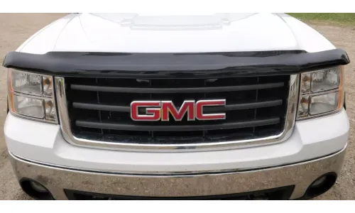 Защитный дефлектор капота AVS BugFlector II для 08–13 GMC Sierra 1500 — фото 1