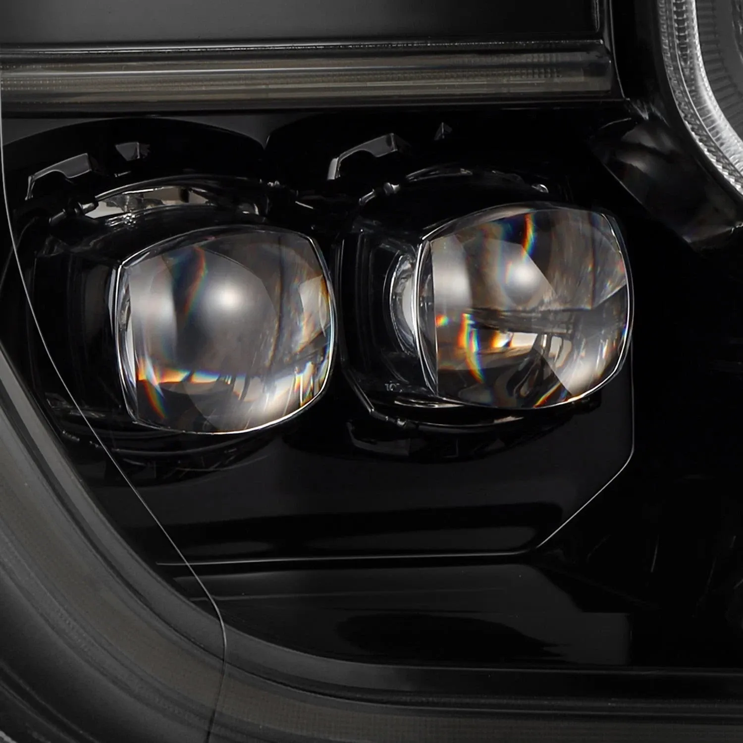 Фары проекторные светодиодные Alpha-Black NOVA для Ford Ranger 2024–2026, AlphaRex — фото 2