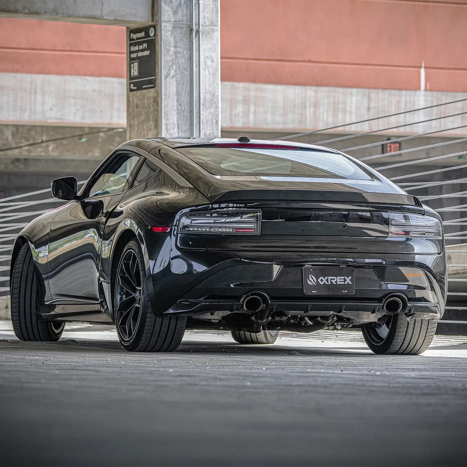Фонари задние светодиодные Black Twin Loop NOVA Prismatic для Nissan Z 2023–2025, AlphaRex — фото 4