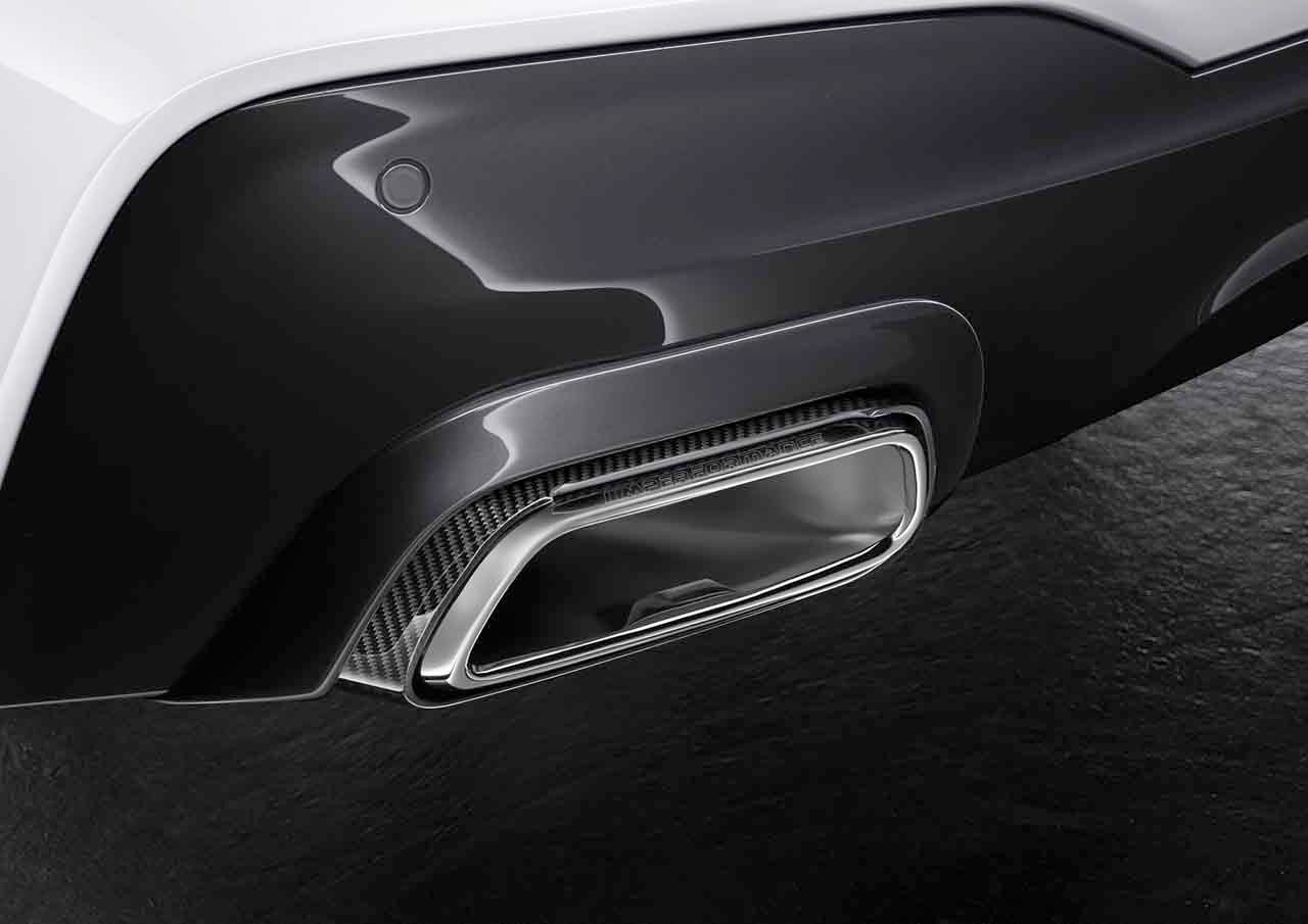 Комплект карбоновых насадок выхлопных труб M Performance для BMW 5-серии G30 и 6-серии GT G32, 2 предмета, оригинал — фото 1