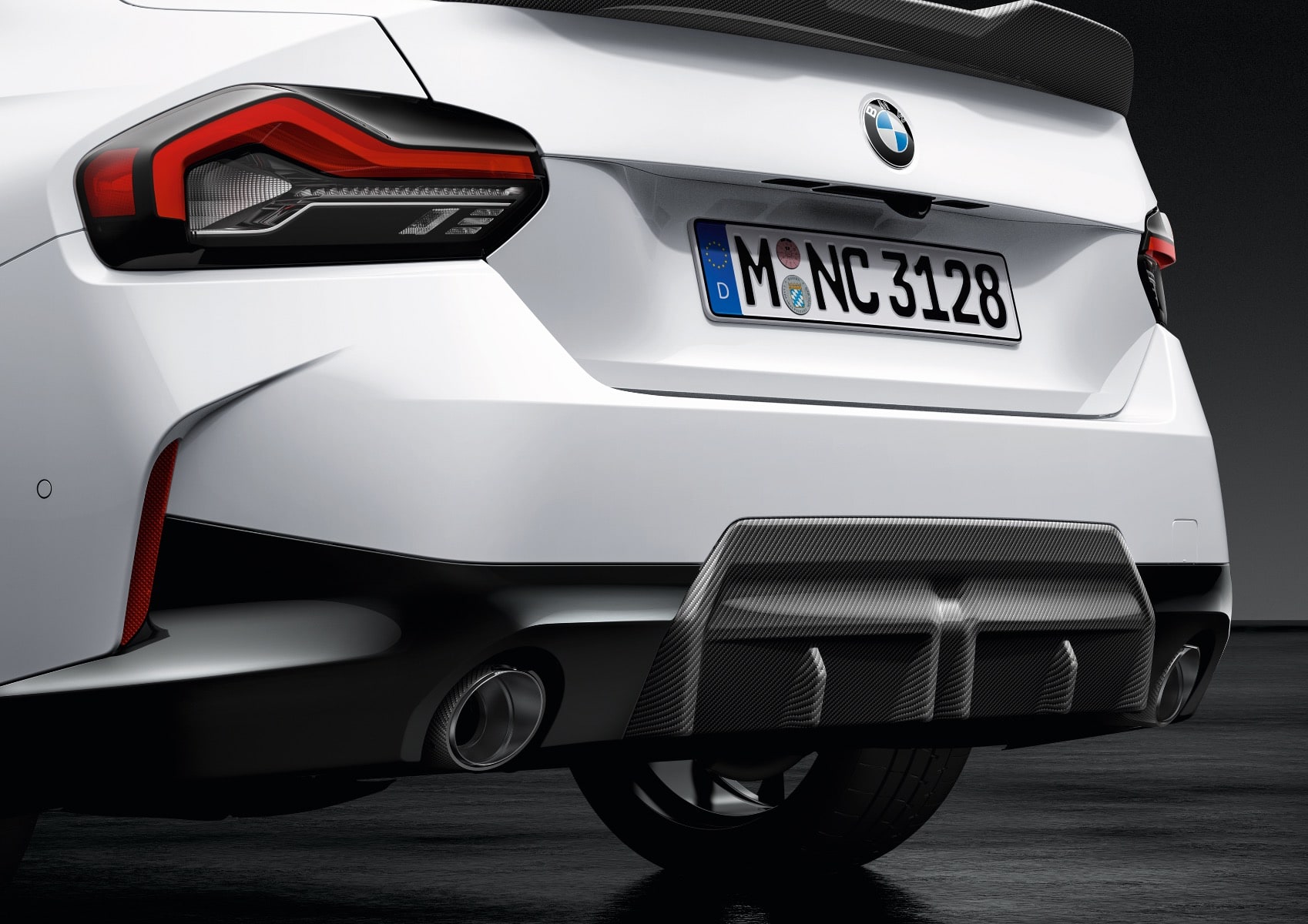 Комплект насадок выхлопных труб M Performance из титана и карбона для BMW 2-серии G42, оригинал — фото 1