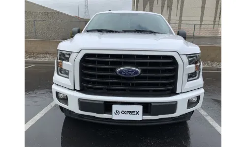 Фары проекторные светодиодные Black LUXX для Ford F-150 XL/XLT 2015–2017, AlphaRex — фото 2