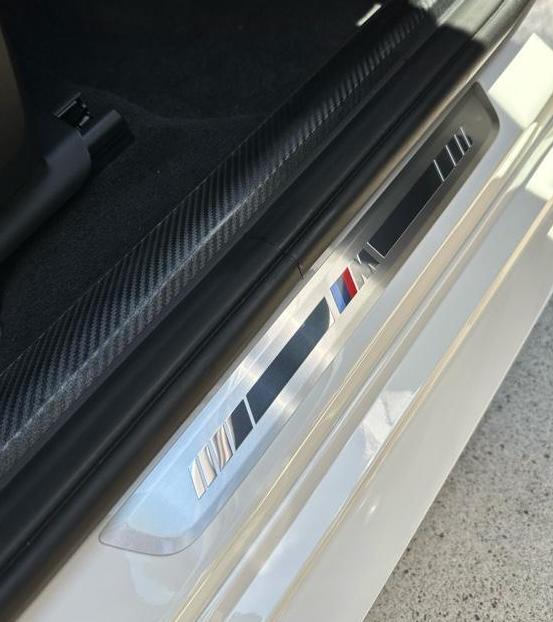 Накладка на порог M BMW X1 U11, 5 G60, X3 G45, оригинал — фото 3