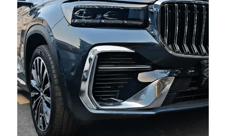 Накладки "усы" на передний бампер Geely Monjaro 2026-, хром — фото 1