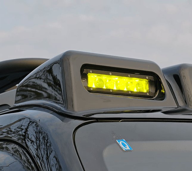 Накладка со светодиодными фонарями на крышу Esteo V27 2026- — фото 5