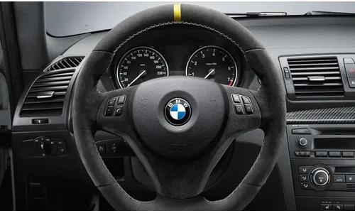 Руль M Performance для BMW 1-серии E81/E82/E87/E88, 3-серии E90/E91/E92/E93 и X1 E84, оригинал — фото 1