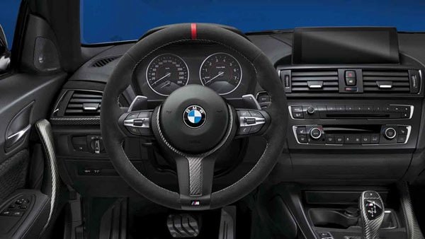 Руль M Performance II для BMW 1-серии F20/F21, 2-серии F22/F23, 3-серии F30/F31/F34 и 4-серии F32/F33/F36, оригинал — фото 1
