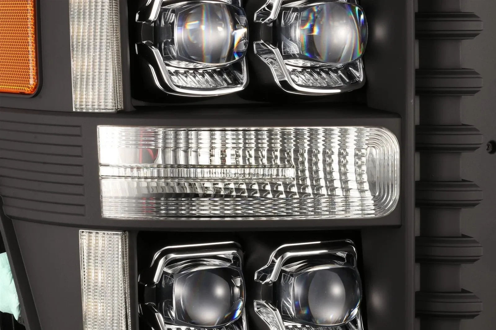 Фары проекторные светодиодные Black NOVA для Ford F-250/350/450 2011–2016, AlphaRex — фото 3