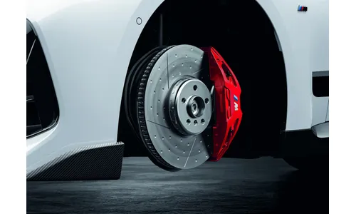 Комплект спортивной тормозной системы M Performance, 18 дюймов для BMW 2-й серии G42, 3-й серии G20/G21, 4-й серии G23/G22/G26 и i4 G26, оригинал — фото 1