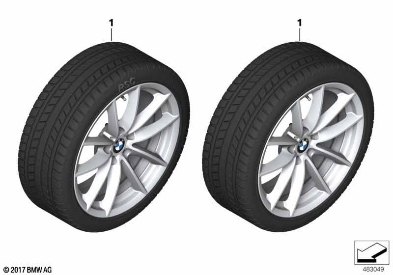 Колесо зимнее в сборе, стиль 618 V-образные спицы, 7J×18 ET22 для BMW X3 G01 и X4 G02, серебристое, оригинал — фото 1
