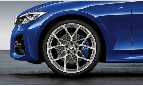 Комплект летних колёс M Performance Y-образные спицы 795 20 дюймов для BMW 2-й серии G42, 3-й серии G20 и 4-й серии G22, оригинал — фото 1