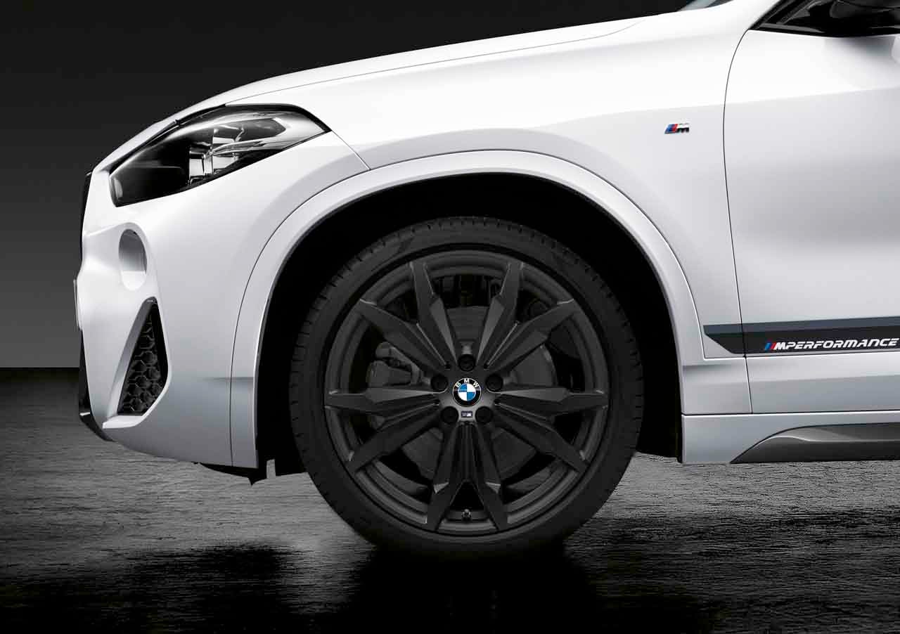 Комплект летних колёс M сдвоенные спицы 717M 20 дюймов для BMW X1 F48 и X2 F39, оригинал — фото 1