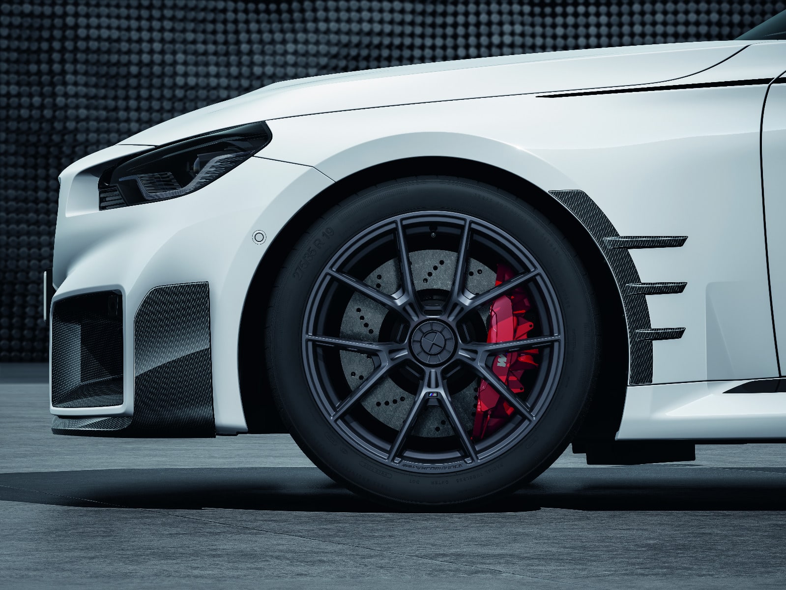 Комплект летних колёс M Performance Y-образные спицы 963M 19/20 дюймов для BMW M2 G87, M3 G80 и M4 G83/G82, оригинал — фото 1