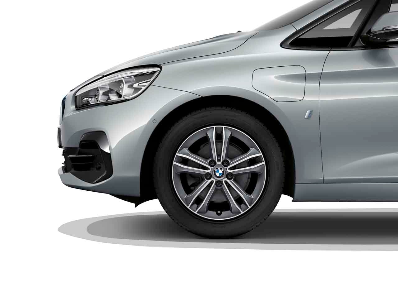 Комплект летних колёс сдвоенные спицы 549 17 дюймов для BMW 2-й серии F45/F46, оригинал — фото 1