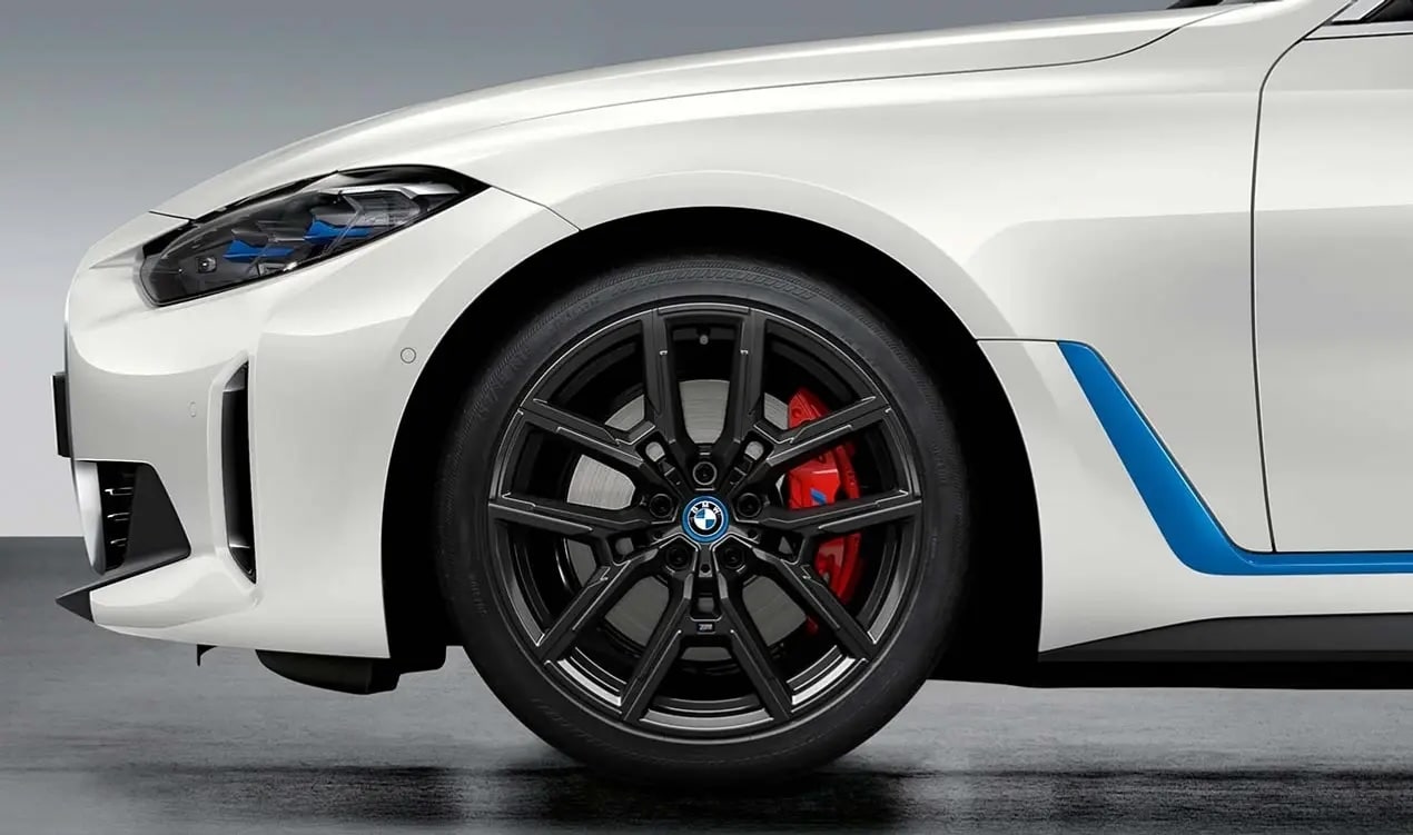 Комплект летних колёс M Y-образные спицы 859 19 дюймов для BMW 4-й серии G26 и i4 G26, оригинал — фото 1