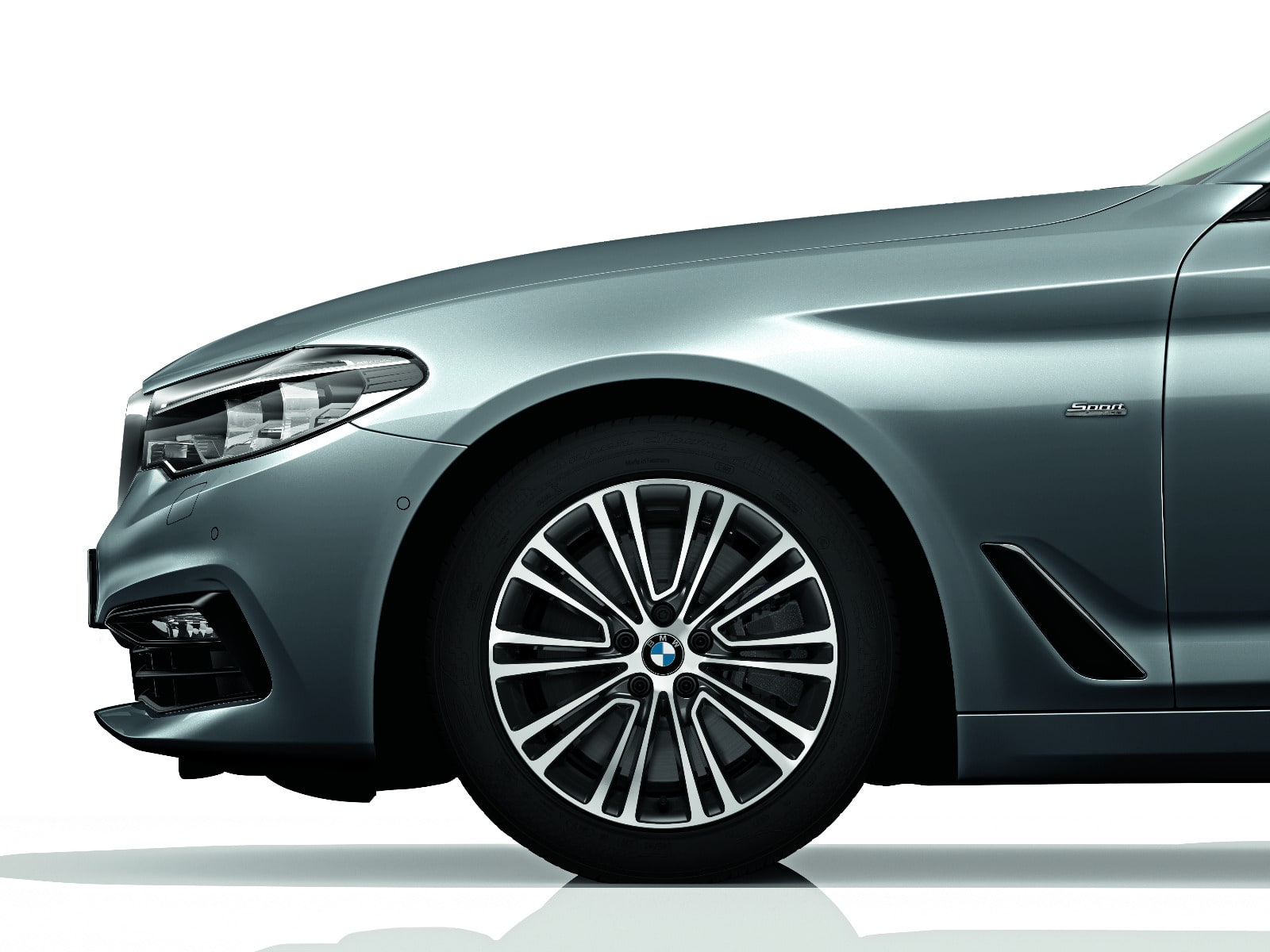 Комплект летних колёс сдвоенные спицы 634 18 дюймов для BMW 5-й серии G30/G31, оригинал — фото 1