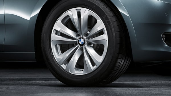 Диск колесный сдвоенные спицы 234, серебристый, 8,0J×18, ET30 для BMW 5-й серии F07, 6-й серии F12/F13/F06 и 7-й серии F01/F04/F02, оригинал — фото 1