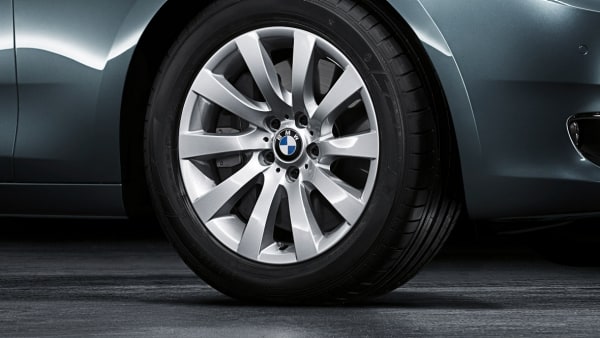 Диск колесный турбинный дизайн 271, серебристый, 8,0J×18, ET30 для BMW 5-й серии F07 и 7-й серии F01/F02, оригинал — фото 1