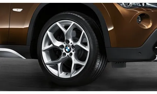 Диск колесный Y-образные спицы 322, серебристый, 8,0J×18, ET30 для BMW X1 E84, оригинал — фото 1