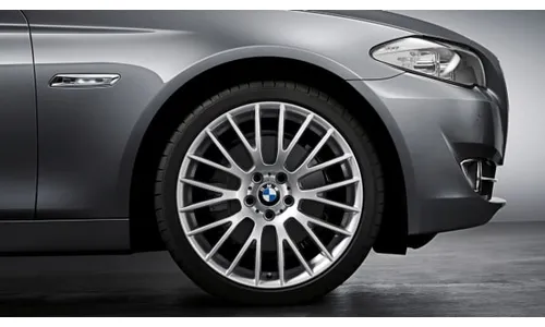 Диск колесный перекрёстные спицы 312, серебристый, 8,5J×20, ET33 для BMW 5-й серии F10/F11 и 6-й серии F12/F13/F06, оригинал — фото 1
