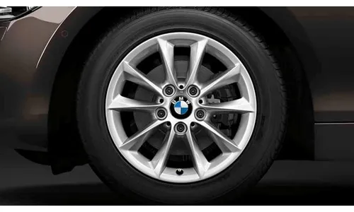 Диск колесный V-образные спицы 411, серебристый, 7,0J×16, ET40 для BMW 1-й серии F21/F20 и 2-й серии F23/F22, оригинал — фото 1