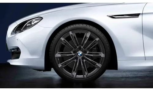 Диск колесный M V-образные спицы 464 liquid, black, 8,5J×20, ET33 для BMW 5-й серии F10/F11 и 6-й серии F12/F13/F06, оригинал — фото 1