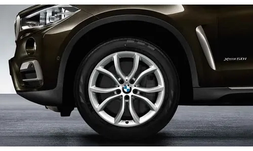 Диск колесный V-образные спицы 594, серебристый, 9,0J×19, ET48 для передней или задней оси BMW X6 F16, оригинал — фото 1