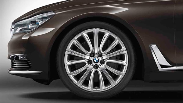 Диск колесный V-образные спицы 628, Ferric Grey, 8,5J×20, ET25 для передней оси BMW 6-й серии G32 и 7-й серии G11/G12, оригинал — фото 1