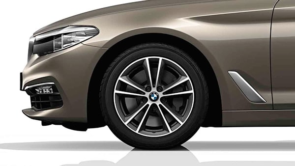 Диск колесный V-образные спицы 631, Ferric Grey, 7,5J×17, ET27 для передней или задней оси BMW 5-й серии G30/G31, оригинал — фото 1