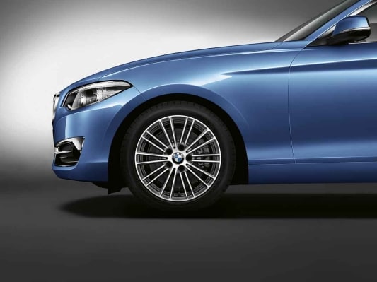Диск колесный многоспицевый дизайн 724, Ferric Grey, 7,5J×17, ET43 для BMW 1-й серии F21/F20 и 2-й серии F23/F22, оригинал — фото 1