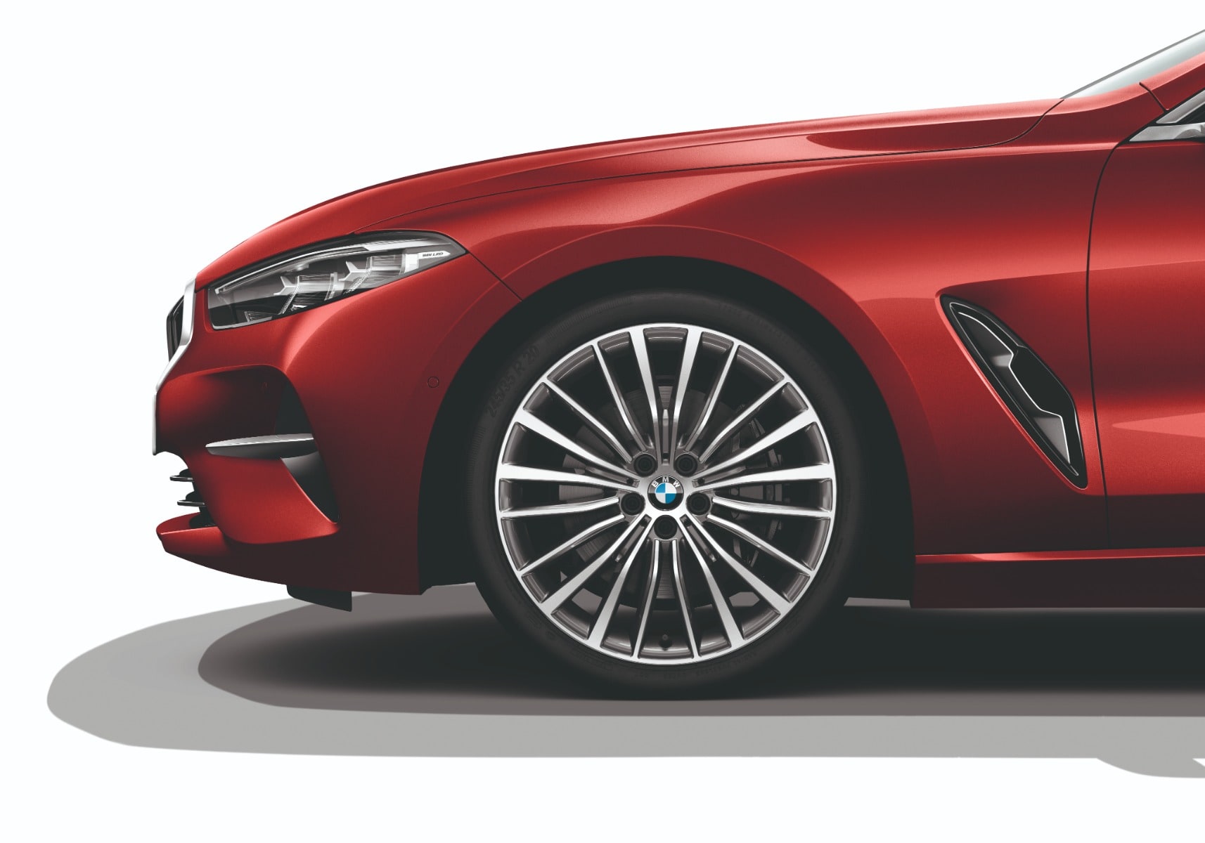 Диск колесный многоспицевый дизайн 700, Ferric Grey, 8,0J×20, ET26 для BMW 8-й серии G14/G15/G16, оригинал — фото 1