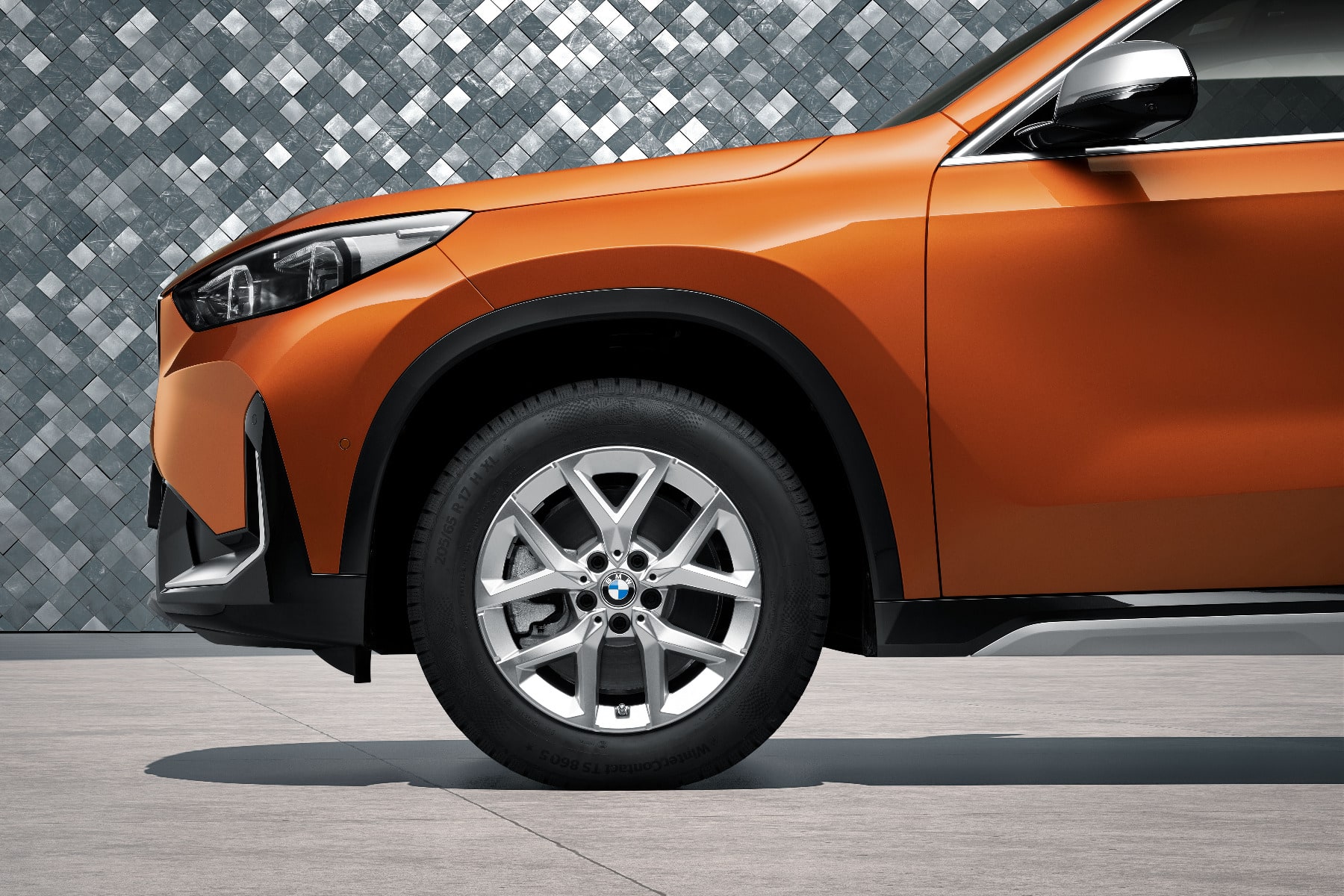 Диск колесный Y-образные спицы 896, Refined Silver, серебристый, 7,0J×17, ET41 для BMW X1 U11, оригинал — фото 1