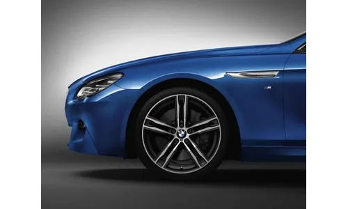 Диск колесный M сдвоенные спицы 703, двухцветный (Orbit Grey, с полированной лицевой поверхностью), 9,0J×20, ET44 для задней оси BMW 6-й серии F12/F13/F06, оригинал — фото 1