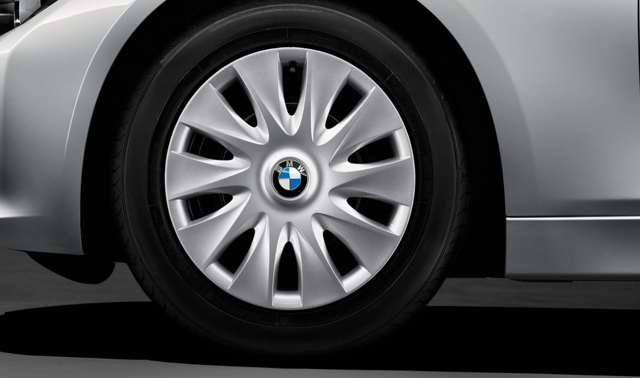Колёсный колпак 16 дюймов для BMW 1-серии F20/F21, 2-серии F22/F23, 3-серии F30/F31 и 4-серии Gran Coupe F36, оригинал — фото 1