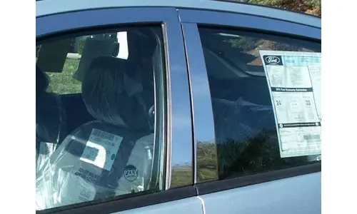 Накладки на стойки дверей 4шт. для Ford Focus 4DR 2008-2011 — фото 1