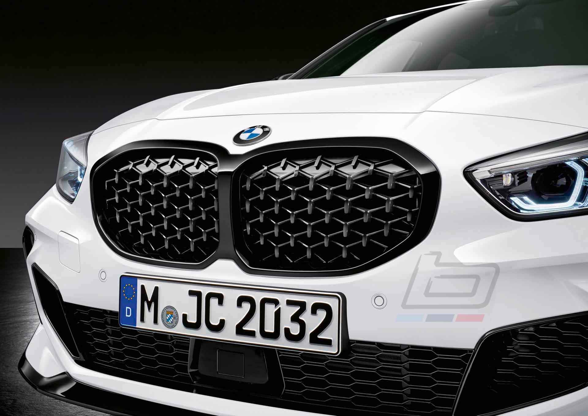 Решётка радиатора M Performance для BMW 1-серии F40, оригинал — фото 1