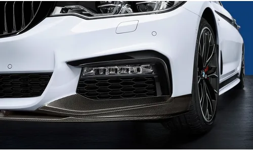 Комплект накладок переднего бампера M Performance карбоновых для BMW 5-й серии G30/G31 M550i xDrive и M550d xDrive, оригинал — фото 1
