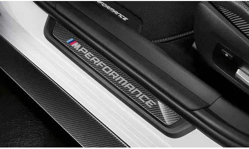 Накладка порога салона M Performance с карбоновой вставкой для BMW 4-серии F33 и M4 F83, оригинал — фото 1