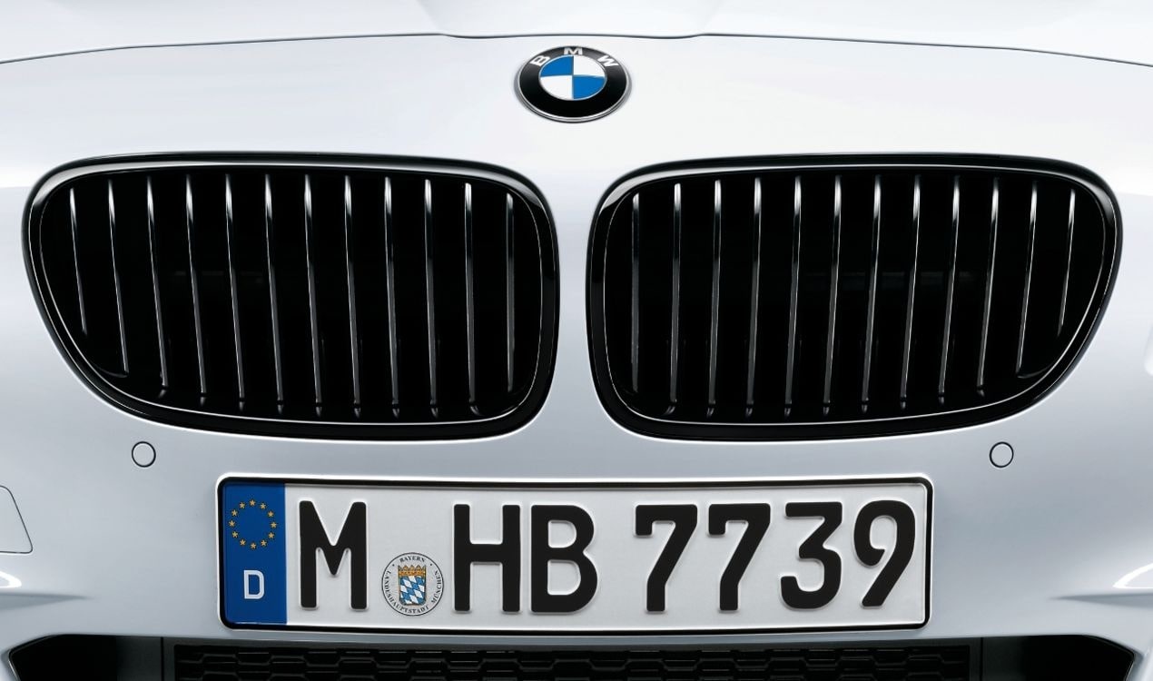 Решётка радиатора M Performance левая для BMW 5-серии F10/F11, оригинал — фото 1