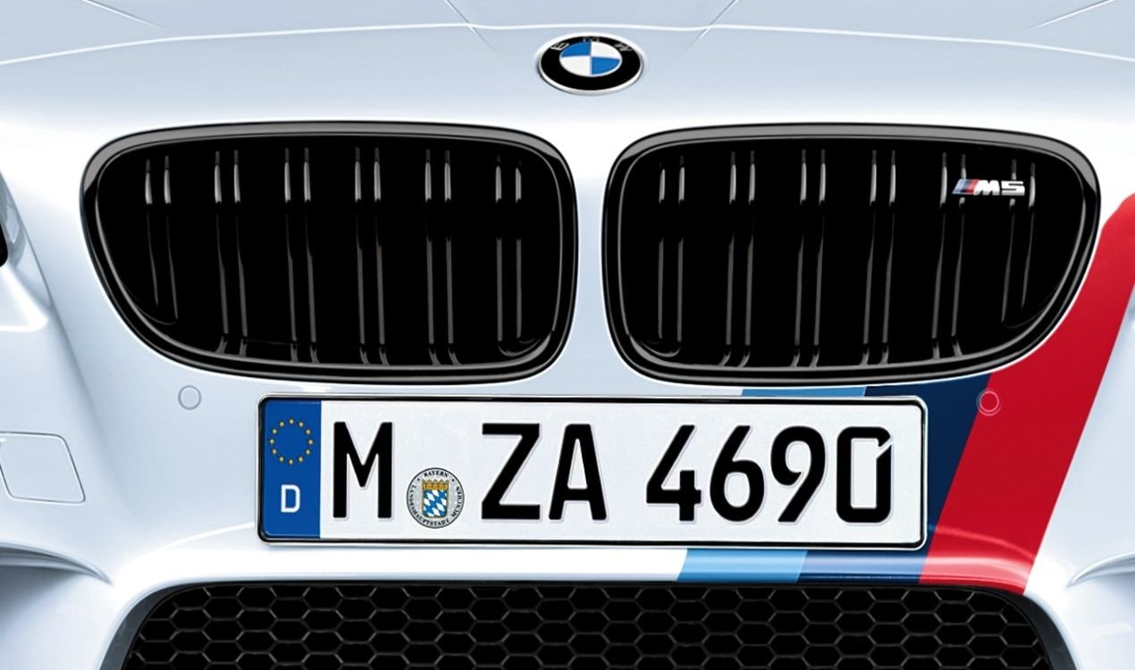 Решётка радиатора M Performance левая для BMW 5-серии F10, оригинал — фото 1
