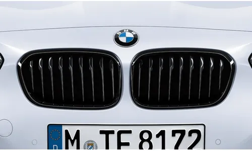 Решётка радиатора M Performance левая, чёрная глянцевая, для BMW 1-й серии F20/F21 LCI, оригинал — фото 1
