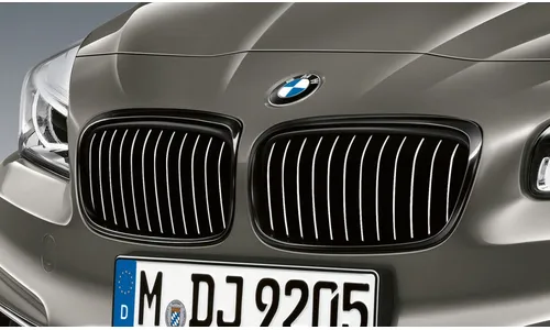 Решётка радиатора M Performance правая для BMW 2-серии F45/F46, оригинал — фото 1