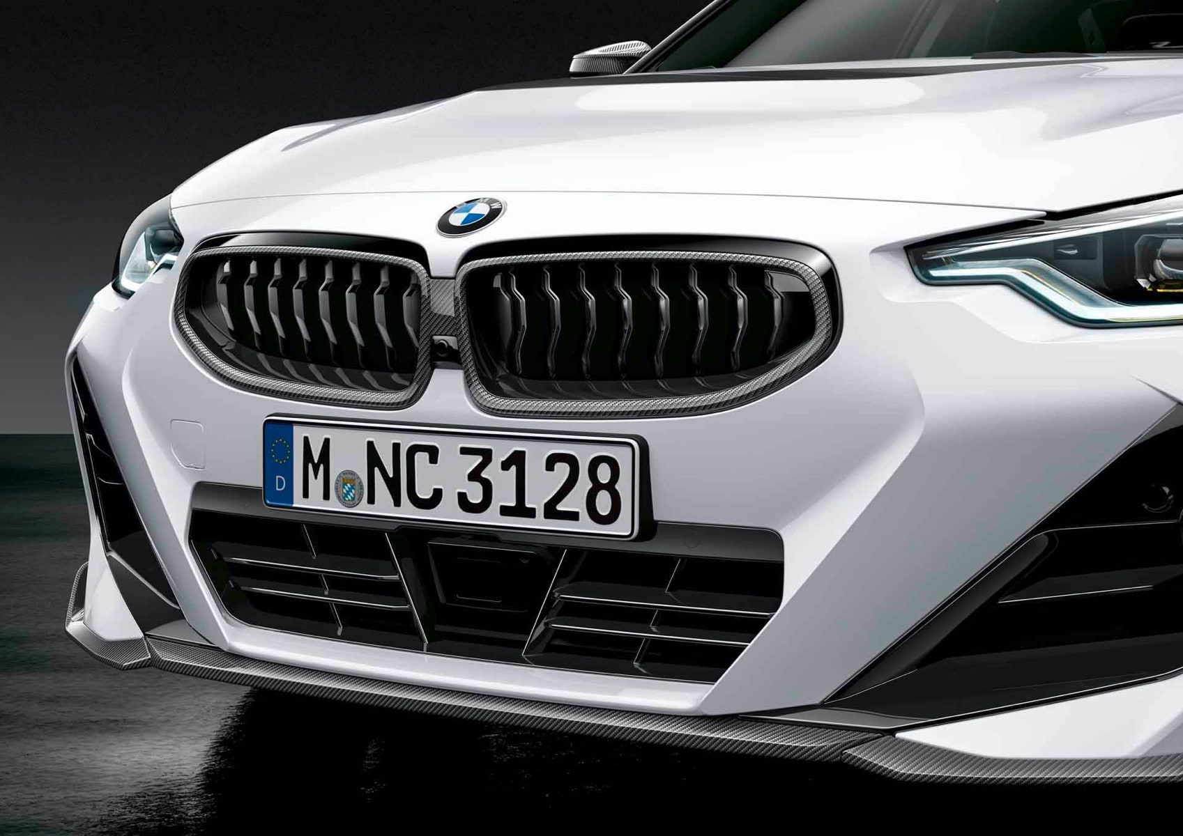 Решётка радиатора M Performance карбоновая для BMW 2-серии G42 с M Sport, оригинал — фото 1