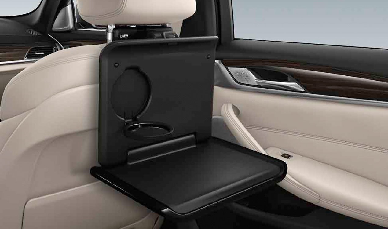 Столик складной Travel & Comfort с регулируемым наклоном и подстаканником, оригинал BMW — фото 1