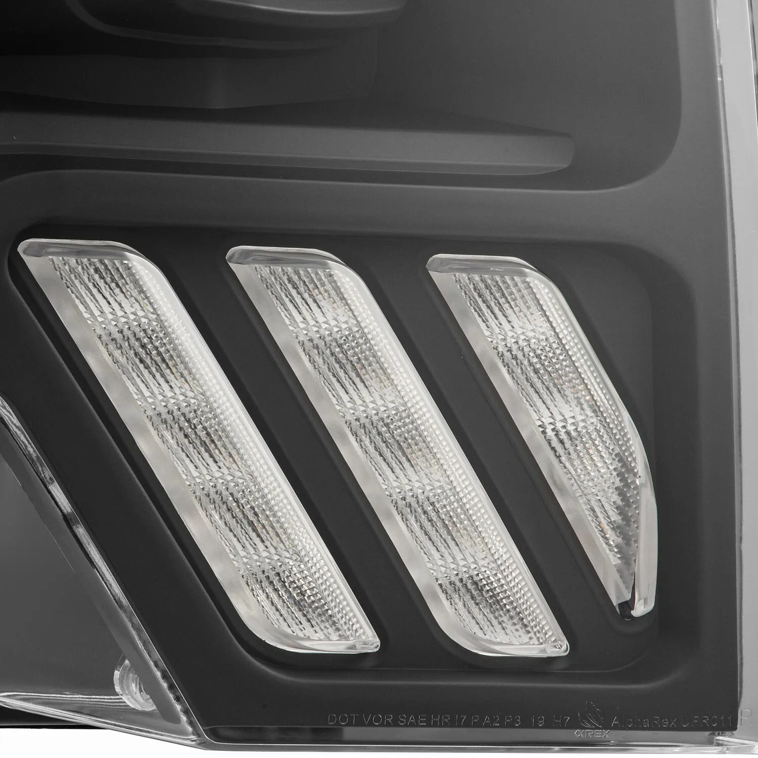Фары проекторные Black PRO-Series для Ford F-150 2009–2014, AlphaRex — фото 5