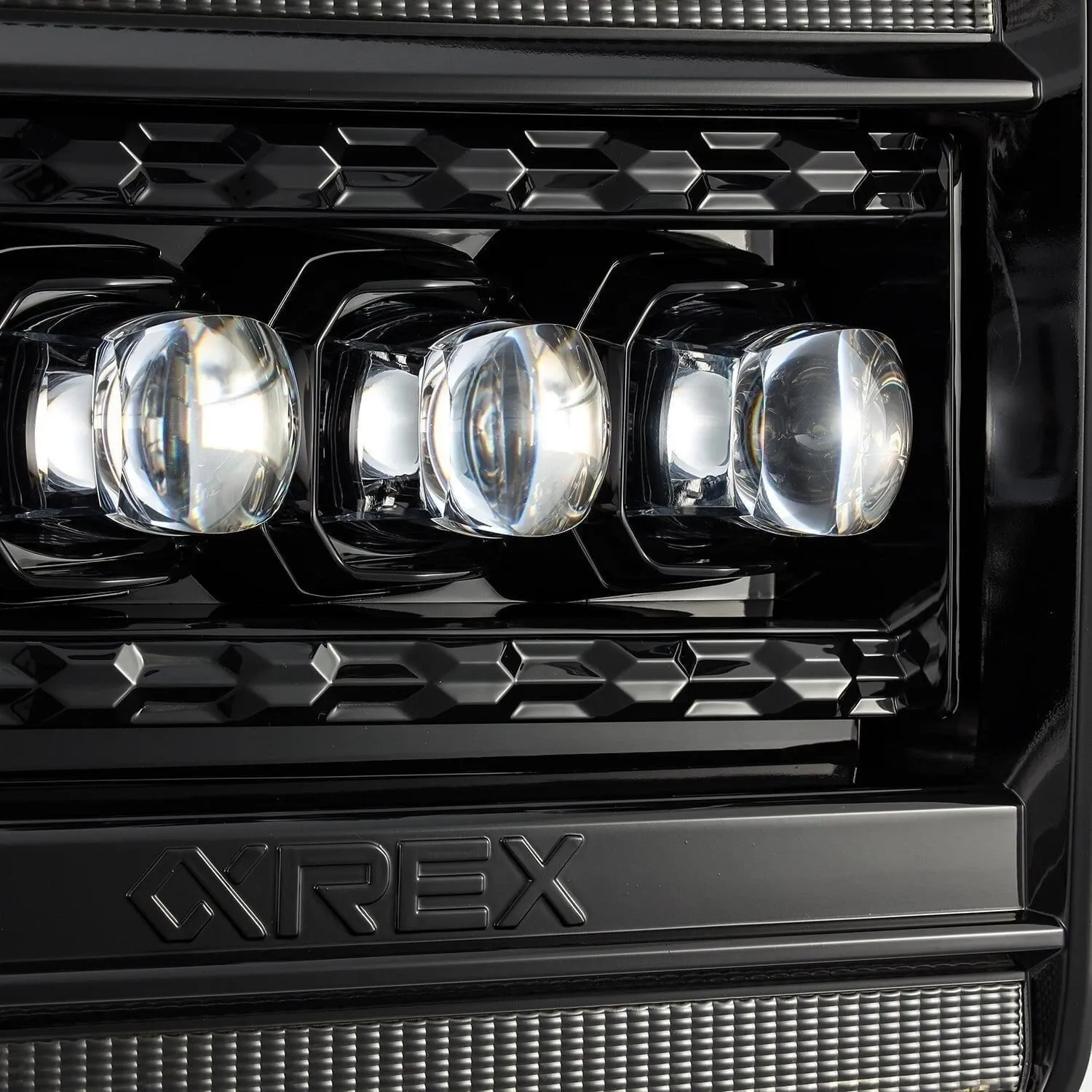 Фары светодиодные Alpha-Black NOVA для GMC Sierra 1500/2500/3500 2015–2018, AlphaRex — фото 4