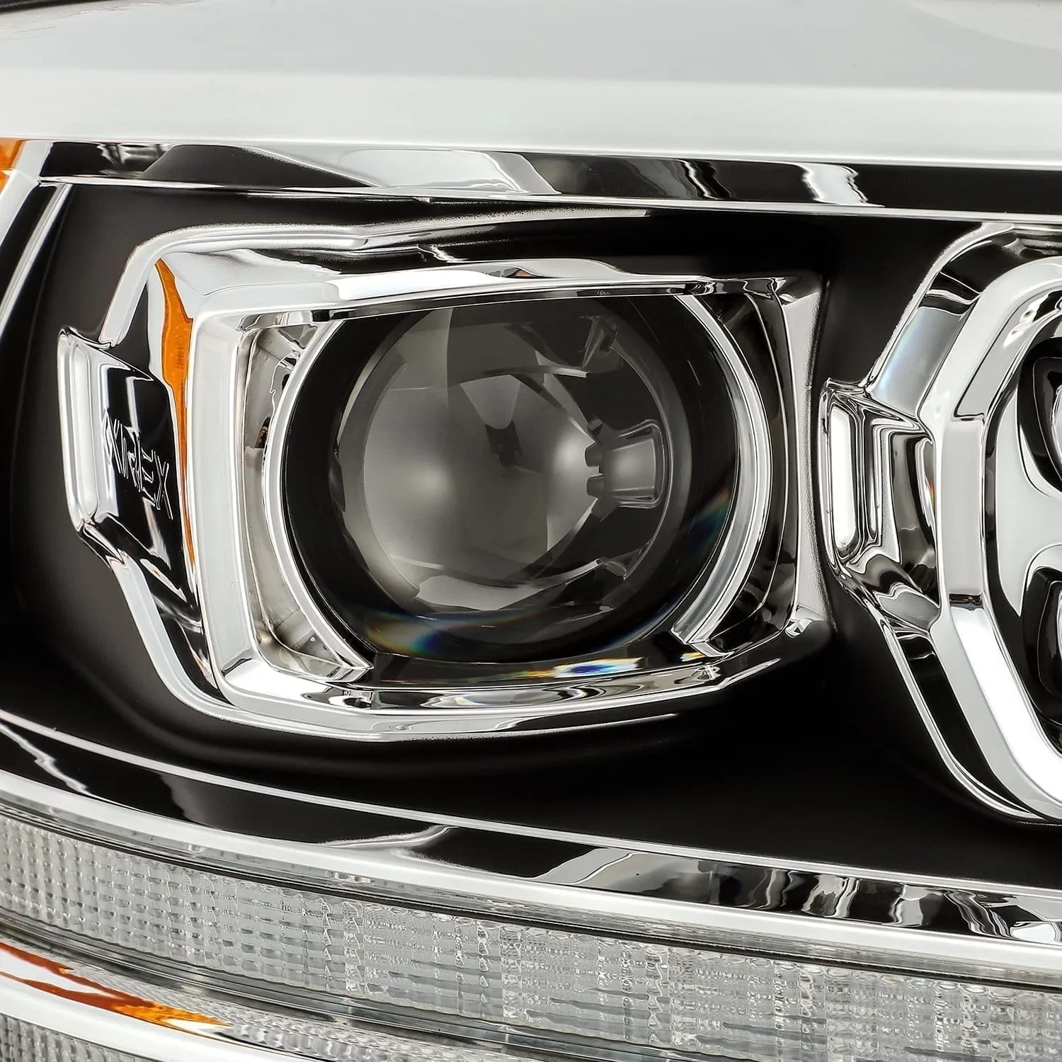 Фары проекторные светодиодные Black LUXX для Dodge Ram 1500 2009–2018, AlphaRex — фото 3